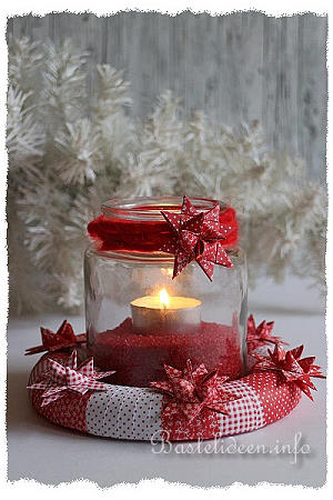 Basteln fr Weihnachten - Tischkranz in rot und weiss 