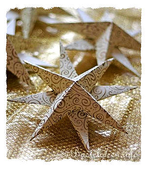 Weihnachtsbasteln mit Papier - 3D Sternen in Gold und Weiss