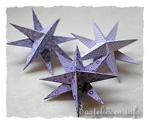 Weihnachtsbasteln mit Papier - 3D Sternen in Lila 