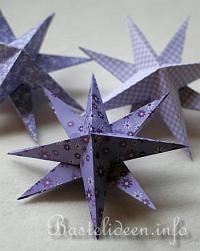 Weihnachtsbasteln mit Papier - 3D Sternen in Lila