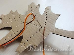 Bastelanleitung - Herbstbltter aus Pappe 9