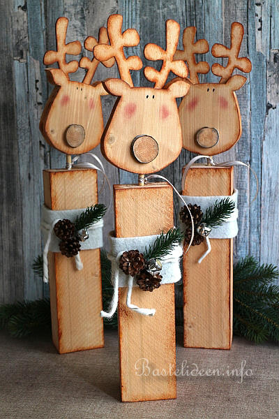 Basteln fr Weihnachten - Rentiere aus Holz