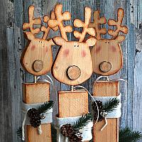 Basteln fr Weihnachten - Rentiere aus Holz 