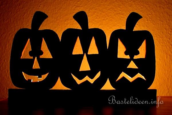 Laubsgearbeit fr Halloween - Krbis Trio bei Nacht