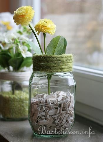 Recyclingbasteln - Schraubglser als Vasen 2