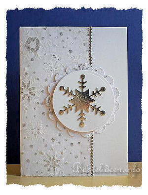 Weihnachtskarte mit Schneeflocke