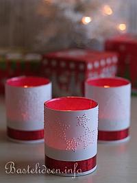 Basteln für Weihnachten - Teelichtgläser mit gestochenen Motiven 200