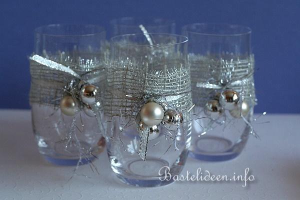 Basteln für Weihnachten - Elegante Teelichtgläser in Silber 3
