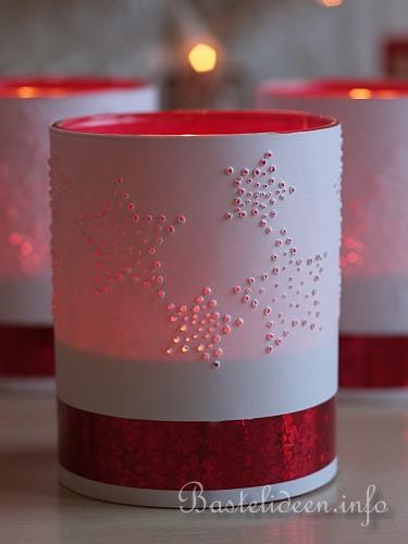 Basteln für Weihnachten - Teelichtgläser mit gestochenen Motiven 2