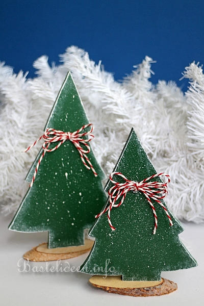 Basteln mit Holz - Weihnachtsbasteln - Laubsägearbeit - Weihnachtsbäume