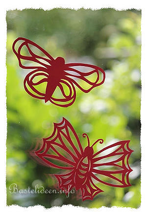 Basteln mit Papier - Schmetterling Fensterbild