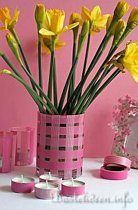 Frühlingsbasteln - Vase, Teelichter und Teelichtgläser