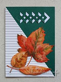 Herbstliche Grusskarte mit Blätter