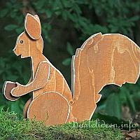 Niedliches Eichhörnchen aus Holz 