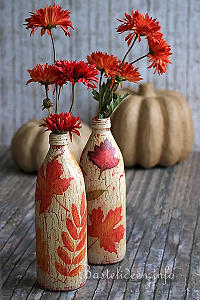 Upcycling Idee mit Flaschen - Herbstliche Vasen 